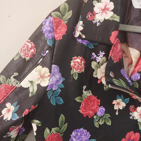 Disney Rapunzel Faux Leather Moto Jacket for Girls in Size 9/10 Large - Picture 6 of 12